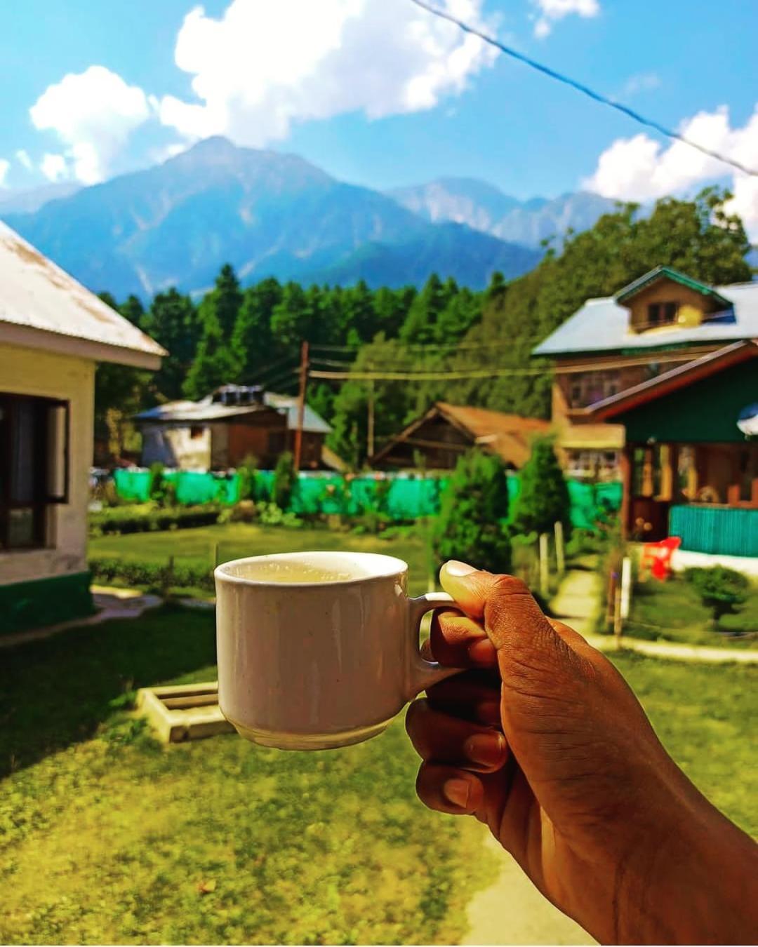 The K2 Alpine Hotel Pahalgam Exterior photo